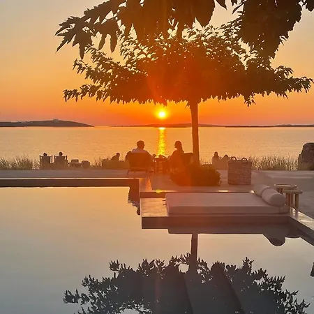 Hotel Seesoo Paros Beachfront Luxury Hideaway (Adults Only) Pounda