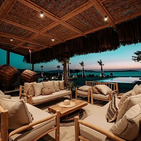 Seesoo Paros Beachfront Luxury Hideaway (Adults Only) Hotel Pounda