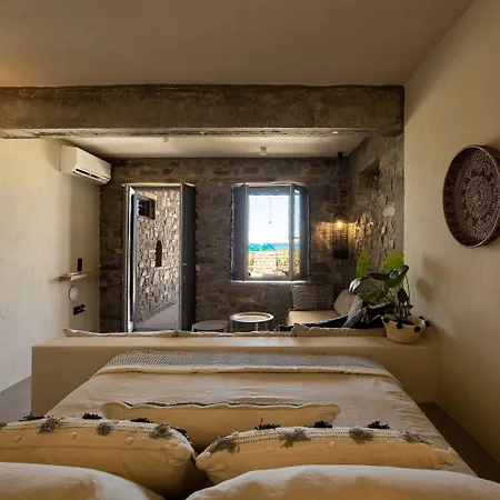 Seesoo Paros Beachfront Luxury Hideaway (Adults Only) Hotel Pounda