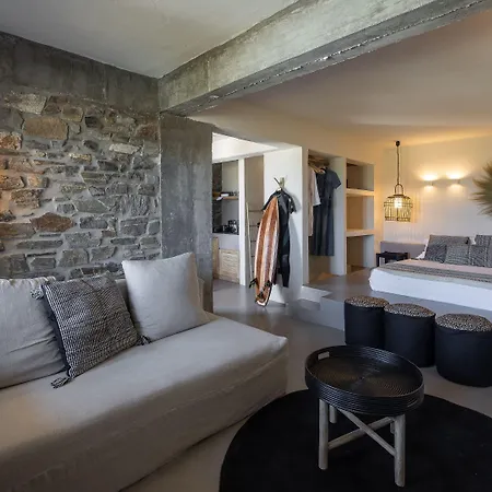 Seesoo Paros Beachfront Luxury Hideaway (Adults Only) 4*