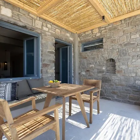 Seesoo Paros Beachfront Luxury Hideaway (Adults Only) Pounda