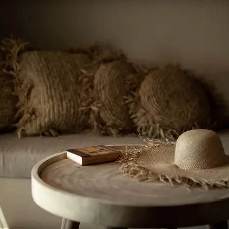 Seesoo Paros Beachfront Luxury Hideaway (Adults Only) Pounda