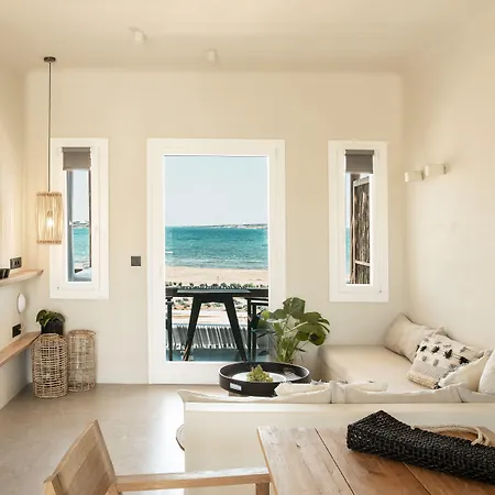 Seesoo Paros Beachfront Luxury Hideaway (Adults Only) Pounda