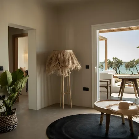 Ξενοδοχείο Seesoo Paros Beachfront Luxury Hideaway (adults Only) Πούντα