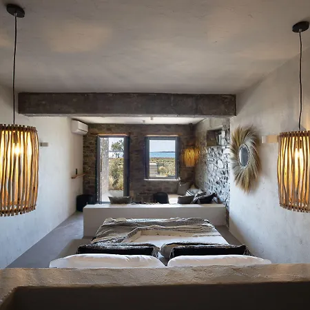 Seesoo Paros Beachfront Luxury Hideaway (adults Only) 4* Πούντα